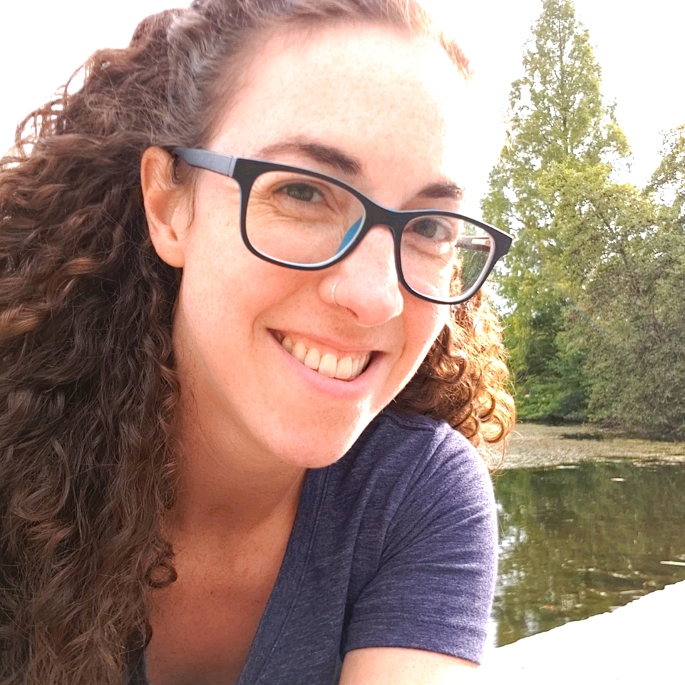 Meet your Posher, Caitlin